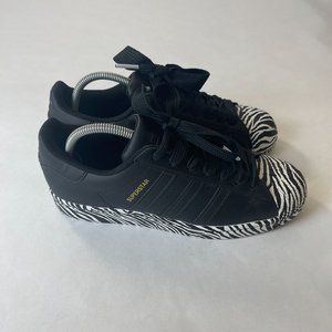 Adidas Superstar Shell Toe Black Zebra Lace Up Edition Womens size 9